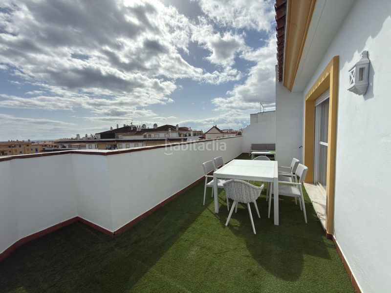 Foto f6b9ac7a-a9d1-4efd-bde5-77b5b0e360c5. Àtic amb calefacció aparcament a San Pedro de Alcántara Pueblo Marbella