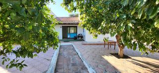 Chalet in Villacana - Costalita - Saladillo. Chalet independiente en primera línea de playa sobre parcela urb