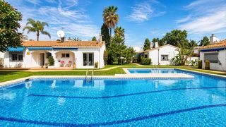 Casa adossada a Nueva Alcántara