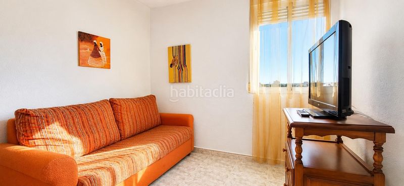 Foto 1678da33-bbf7-4157-bc17-273797c7622c. Pis amb calefacció a San Pedro de Alcántara Pueblo Marbella