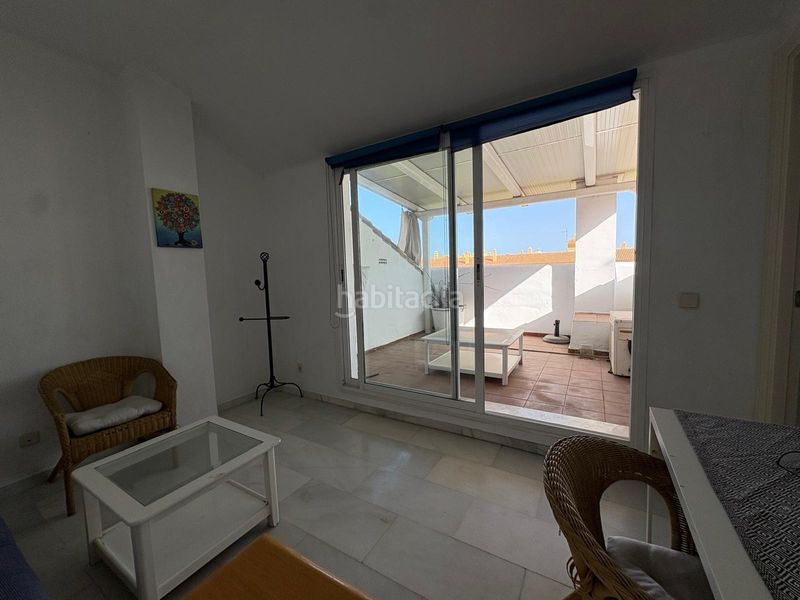 Foto 8278f493-172a-4b59-9312-e31d85334a23. Àtic amb calefacció aparcament piscina a San Pedro de Alcántara Pueblo Marbella