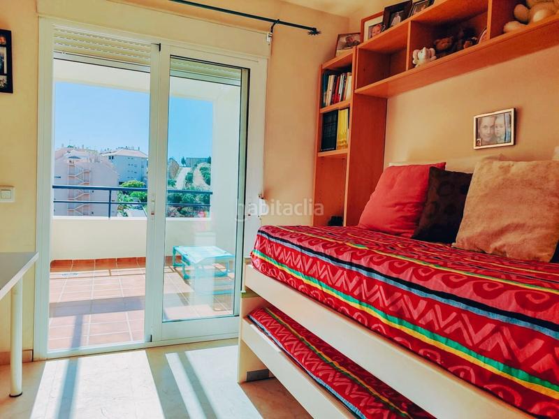 Foto 79f994e2-4652-4572-b638-3c1809bd9e1a. Maison jumelée avec cheminée piscine dans Torreblanca del Sol Fuengirola