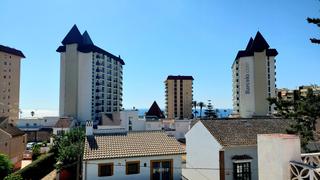 Àtic a Puerto Deportivo. Magnífico y amplio ático en 2ª planta sin ascensor con 4 dormito