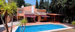 Xalet a Campo de Mijas. Magnífica y amplia  villa en campo de mijas con jardín, pisicina
