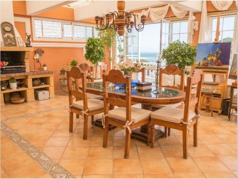 Foto 6b98aa73-432f-4f6b-b47b-0927b5d73938. Ático magnífico ático dúplex con terraza. garaje y piscina en Fuengirola