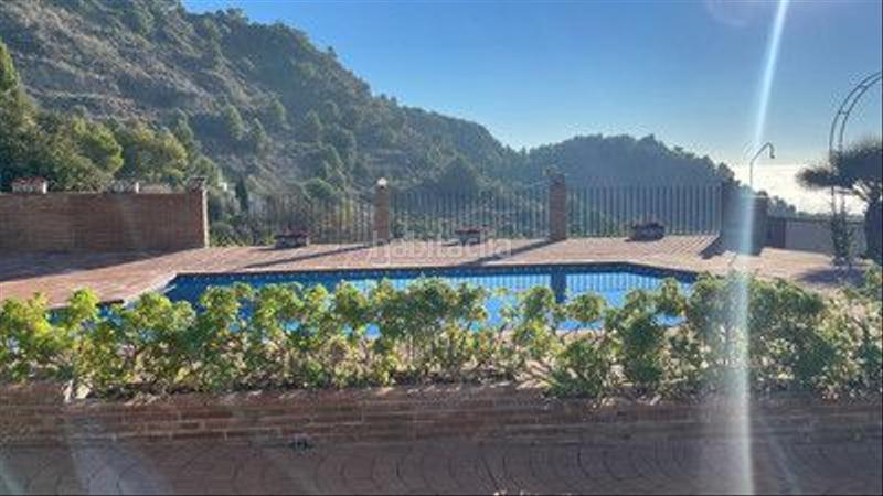 Foto 89afb051-3fec-4efb-8610-aaae3ddcfc96. Chalet mit parking in Mijas pueblo Mijas