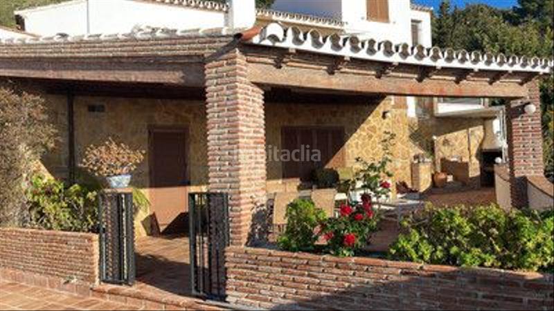 Foto 94ba340f-21a3-4cb4-b824-fb353eba9589. Chalet mit parking in Mijas pueblo Mijas