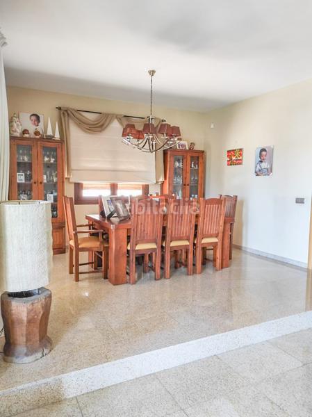 Foto 835adca3-ff1d-44ad-b016-2e00a696dd5b. Chalet magnífica y amplia villa en la sierrezuela con garaje y piscina privada en Mijas