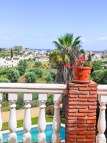 Foto 97532c5d-4c2f-4d95-82ce-4dbc802cc44d. Chalet magnífica y amplia villa en la sierrezuela con garaje y piscina privada en Mijas
