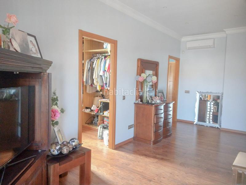 Foto f6d1beef-a4ea-45c0-a8d8-8345a20c43f6. Chalet magnífica y amplia villa en la sierrezuela con garaje y piscina privada en Mijas