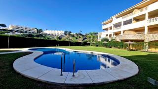 Planta baixa a Las Gaviotas - Carvajal. Magnífico piso reformado con vistas mar en planta baja con jardí