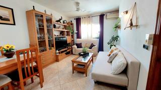 Piso en Puerto Deportivo. Magnífico piso reformado  en el centro de fuengirola en una 4ª p