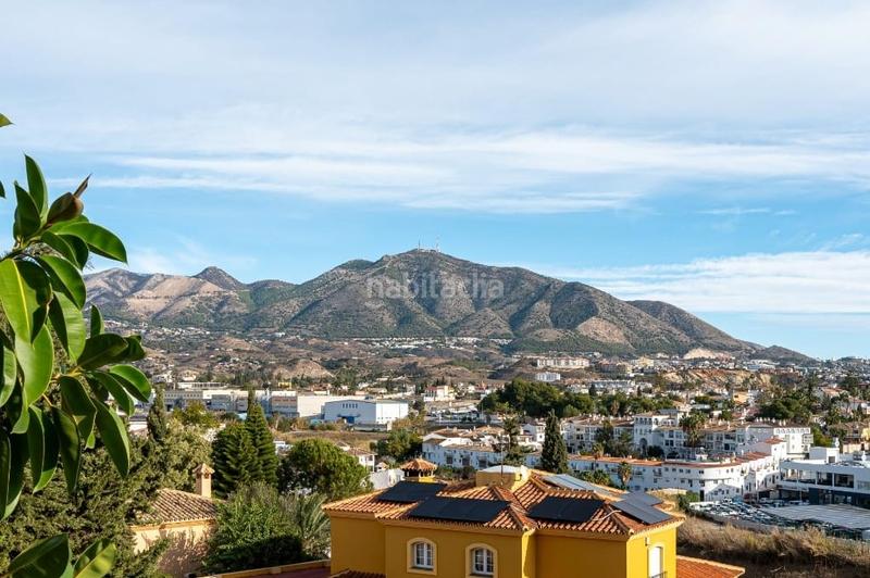 Foto 1a1d4ffb-b3e0-49ee-a0f7-a19cf2b7f7b0. Chalet magnífica villa independiente en el lagarejo reformada en 2024 con garaje y piscina comunitaria en Mijas