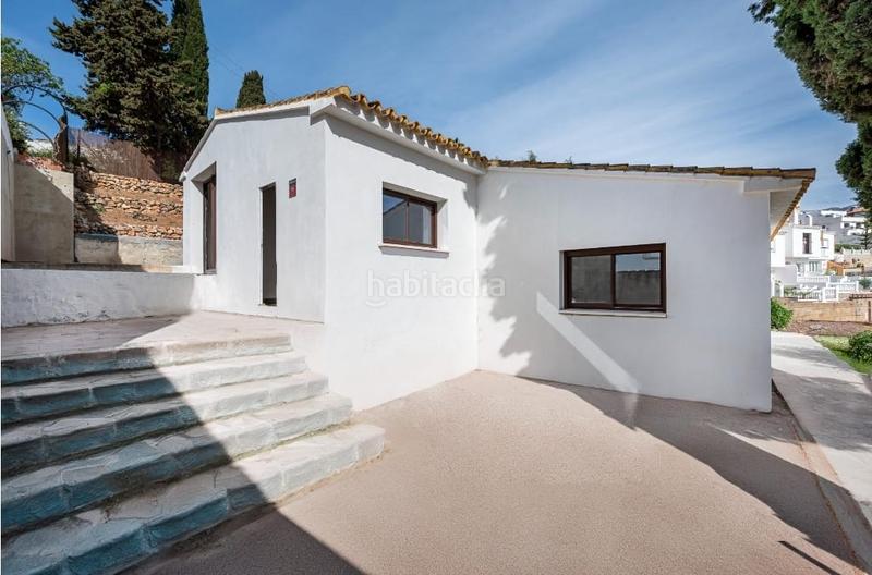 Foto 89fb47e7-f42b-409d-8caa-5c4c3be5d72f. Chalet magnífica villa independiente en el lagarejo reformada en 2024 con garaje y piscina comunitaria en Mijas