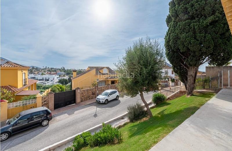 Foto 9848af62-ac3e-4cb0-bbb6-558407a01f01. Chalet magnífica villa independiente en el lagarejo reformada en 2024 con garaje y piscina comunitaria en Mijas