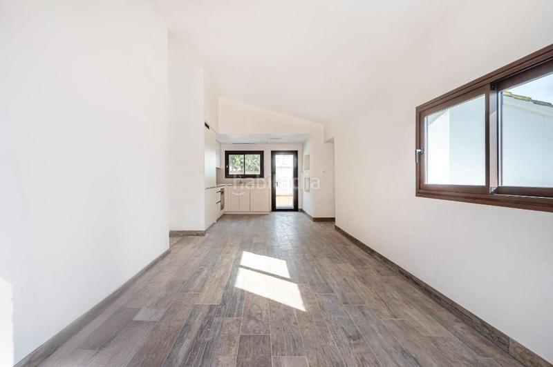 Foto f204c9bf-6724-422c-ba5a-be1d3a206c2b. Chalet magnífica villa independiente en el lagarejo reformada en 2024 con garaje y piscina comunitaria en Mijas