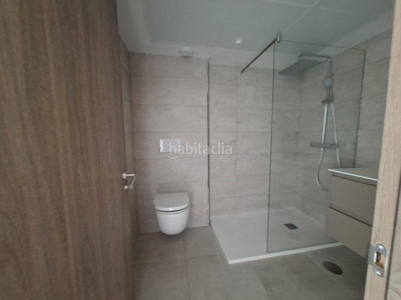 Foto 6e2f634a-7ce3-480b-8a76-b66688934567. Maison jumelée avec parking piscine dans Torreblanca del Sol Fuengirola