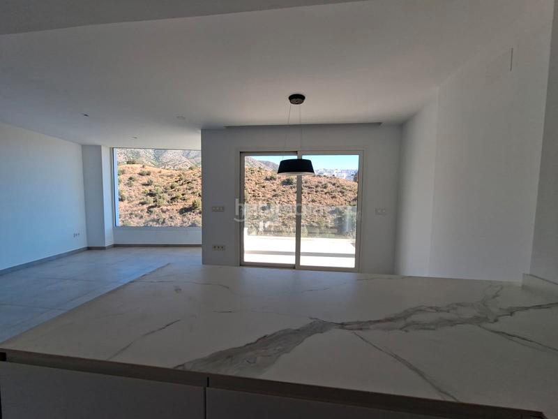 Foto ae1da1d7-d704-4655-b148-fb1ab6ffec7b. Maison jumelée avec parking piscine dans Torreblanca del Sol Fuengirola