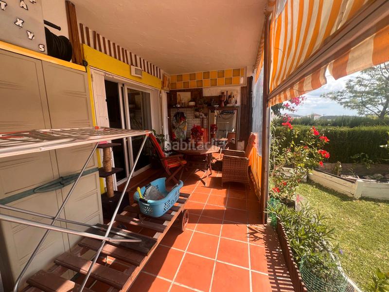 Foto 91d5935d-27bb-411f-a16e-c027132a1f01. Planta baja magnífico piso planta baja con jardín privado, parking asignado y piscina comunitaria en Mijas