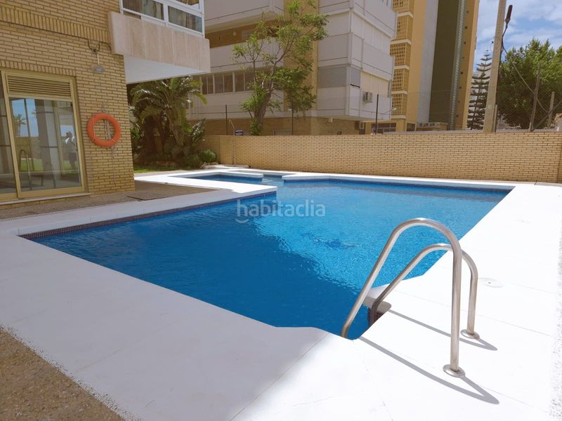 Foto d05cbd60-6c3f-40aa-8583-ecab5f1dd1ad. Local comercial magnífico local con vivienda, piscina exterior e interior, sauna, parking. en Fuengirola