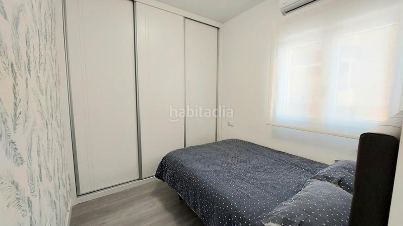 Foto 3219ec50-54c8-45b3-89cc-11bdf7e9d883. Piso magnífico piso reformado terraza vistas al mar, ascensor, amueblado y parking en Fuengirola