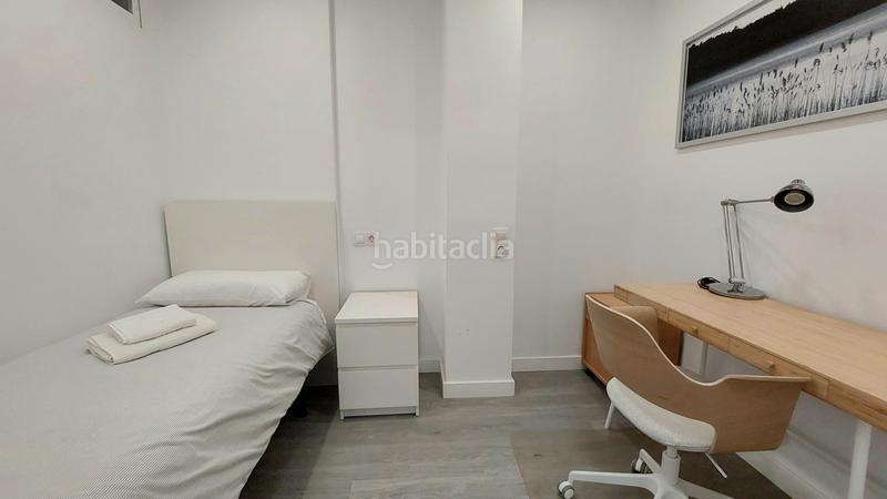 Foto 451a410d-b709-4044-b30b-d8c1ef0648bc. Piso magnífico piso reformado terraza vistas al mar, ascensor, amueblado y parking en Fuengirola