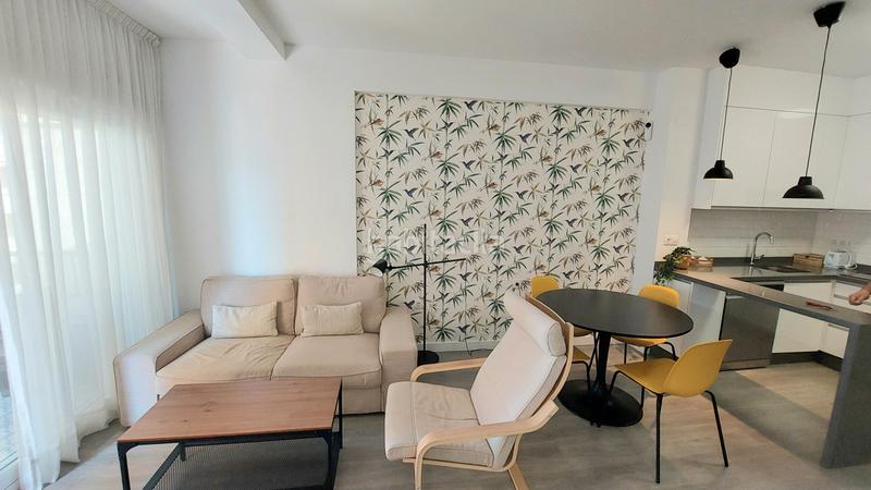 Foto bb961129-f2c0-4dbf-b805-bed0746ce86b. Piso magnífico piso reformado terraza vistas al mar, ascensor, amueblado y parking en Fuengirola