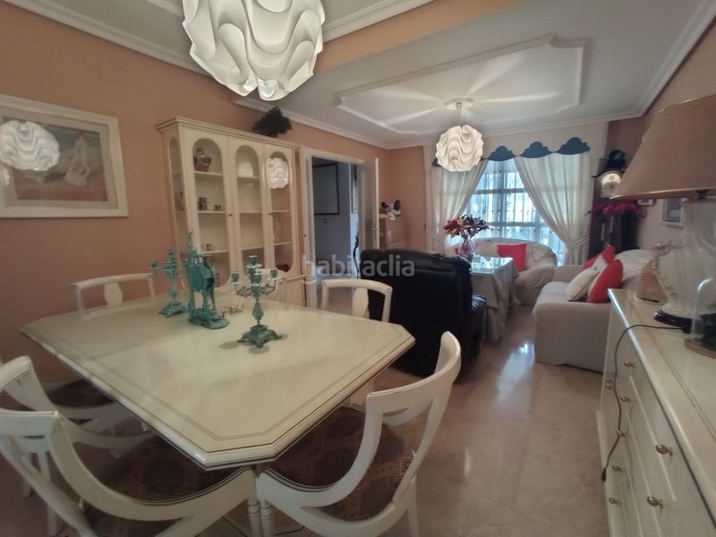 Foto e7647598-317d-49ac-acaa-3b69121e22a8. Casa adossada amb aparcament piscina a Los Ríos Mijas