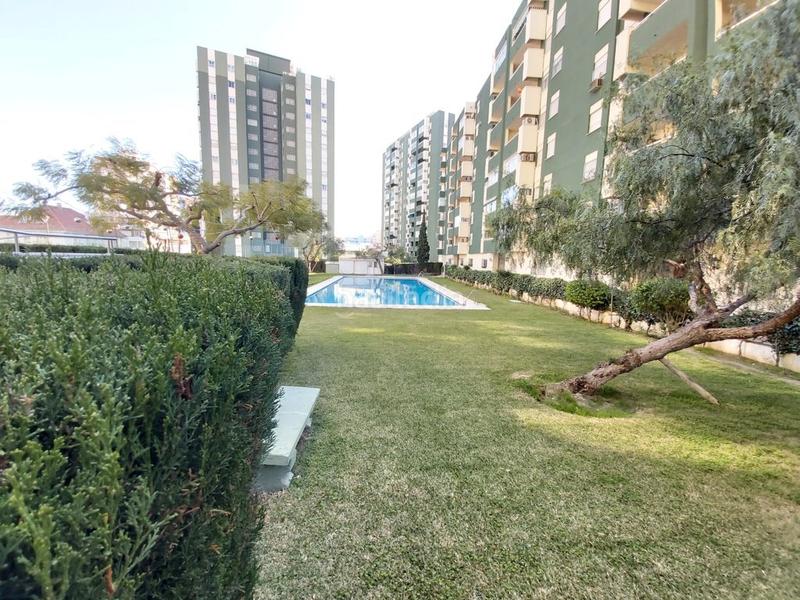 Foto 85eedacd-e6c9-4745-9abe-4567994a3bc5. Piso magnífico y amplio piso en Los Boliches con piscinas y trastero en Fuengirola