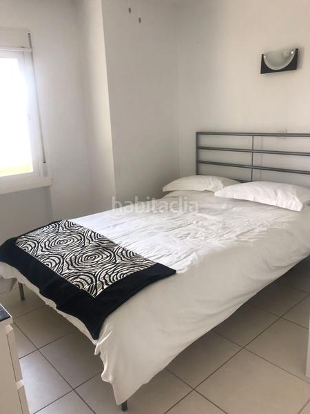 Foto 8d66678b-7ab6-46a2-847c-8e747f760dfb. Piso magnífico y amplio piso en Los Boliches con piscinas y trastero en Fuengirola