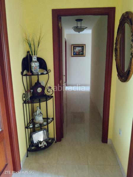 Foto b0e23a7a-ecab-4bf5-a740-a9d518f6adb0. Piso magnífico y amplio piso con garaje, trastero, terraza, piscina y infantil en Fuengirola
