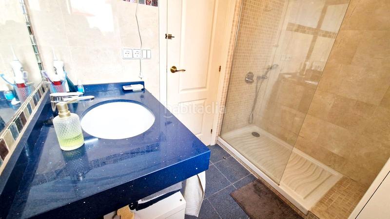 Foto aa2adb50-fa02-4f12-8ef5-17643adba6ef. Àtic amb aparcament piscina a Castillo Sohail - Myramar Fuengirola