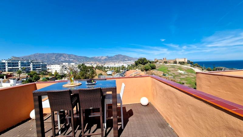 Foto f05bb8e8-697a-45fd-8ee6-f3daac80fc0e. Àtic amb aparcament piscina a Castillo Sohail - Myramar Fuengirola