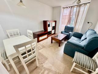 Appartement à Los Boliches. Magnífico piso en los boliches cerca de playa con ascensor, pati