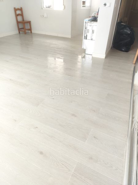 Foto daadb8ed-cb13-488d-ac1f-66d4c61cee03. Pis a Centro ciudad Fuengirola