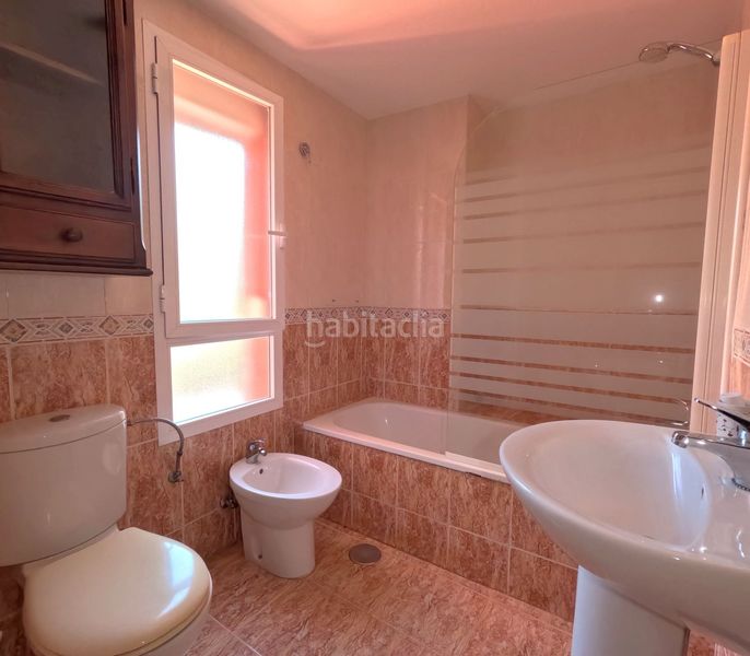 Foto e7b77560-9ef4-4170-9625-a279e1aa5fbf. Pis amb aparcament piscina a Los Boliches Fuengirola