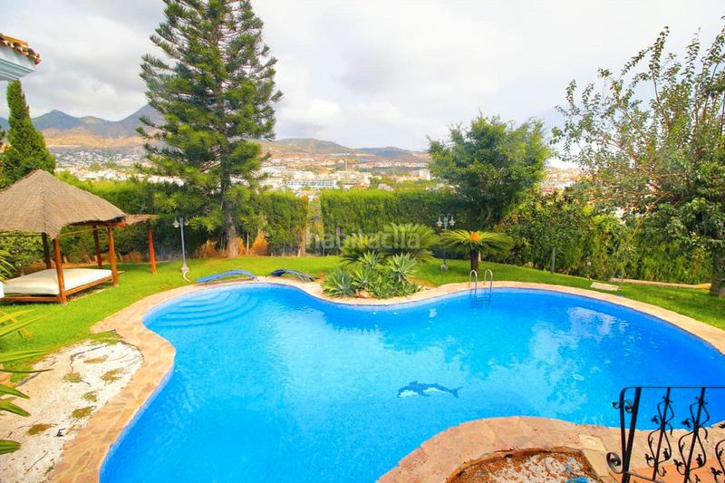 Foto 9350a816-1e27-4131-982d-819888877ff7. Chalet con camino parcheggio piscina in Cortijo Torrequebrada Benalmádena