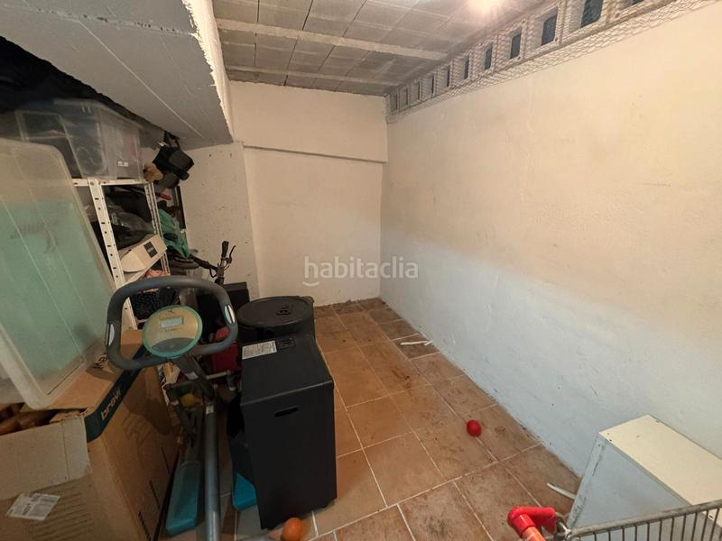 Foto 219acf22-c085-4f28-b949-1604abb6c46d. Planta baixa amb xemeneia aparcament piscina a Calahonda Mijas