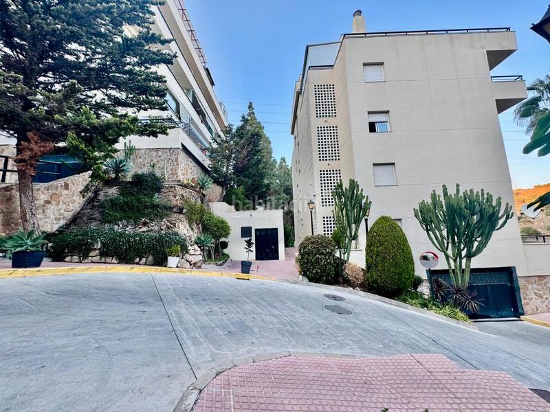 Foto 6f8aebf8-1828-46b9-93a7-e1091b53c183. Planta baixa amb xemeneia aparcament piscina a Calahonda Mijas