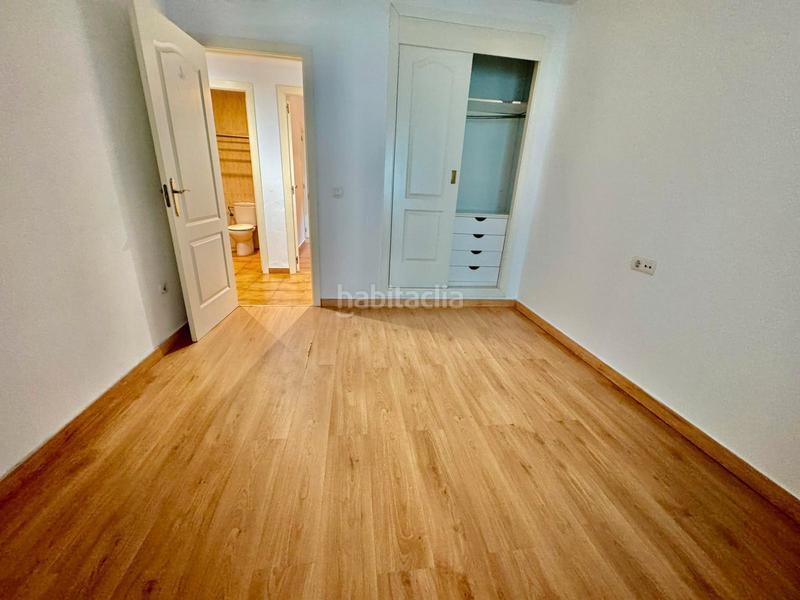 Foto 832285f1-1012-4dd4-a737-93647474c3ff. Planta baixa amb xemeneia aparcament piscina a Calahonda Mijas