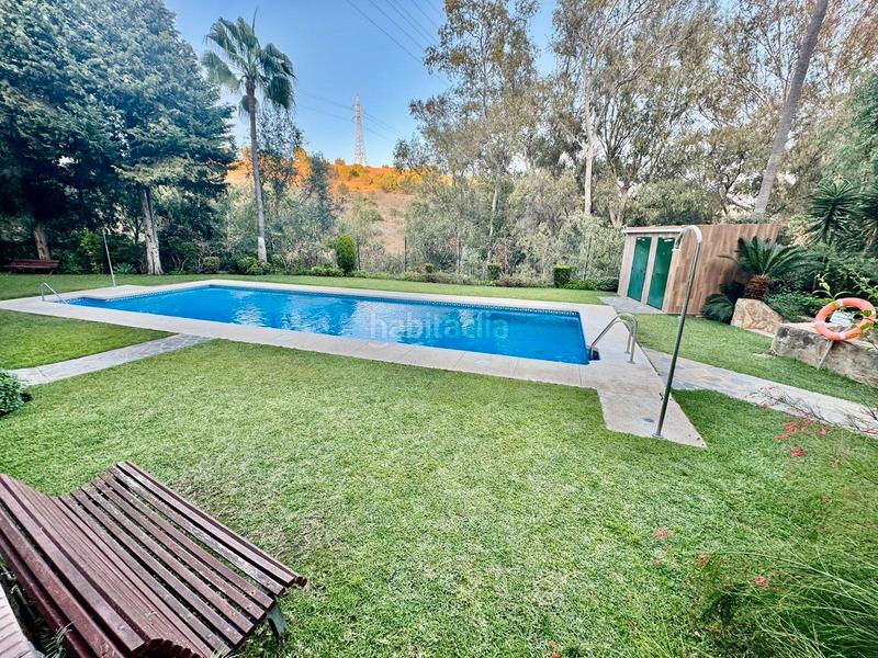 Foto ae5a2c9c-dcbf-4598-8715-547350ba2926. Planta baixa amb xemeneia aparcament piscina a Calahonda Mijas