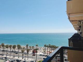 Duplex in Cortijo Torrequebrada. Magnífico dúplex 1ª ínea con terraza, piscina y parking comunita