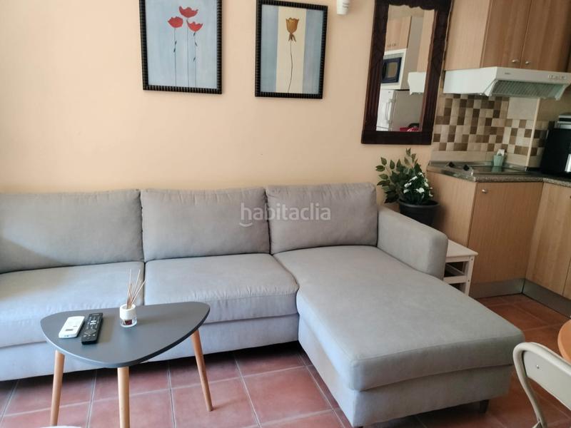 Foto 036d0c80-0e8f-4c2d-8ea5-6d973d336f1f. Estudio magnífico estudio reformado, piscina y parking comunitario en Benalmádena