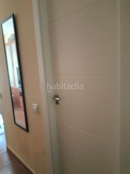 Foto 6139d2c0-63c6-4196-a596-98ec4e79b048. Estudio magnífico estudio reformado, piscina y parking comunitario en Benalmádena