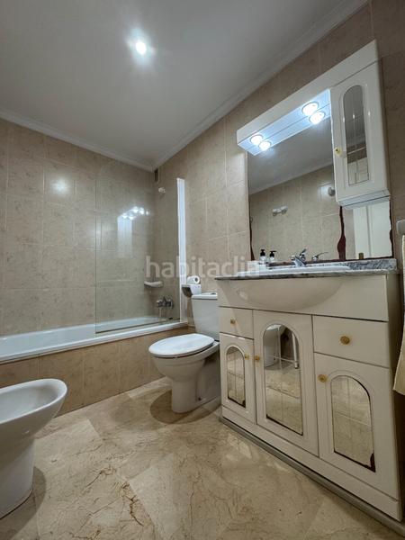 Foto 7fe49cf1-e93c-4ad7-9421-450ea3c3b1f8. Piso magnífico piso con terraza, garaje y piscina comunitaria en Fuengirola