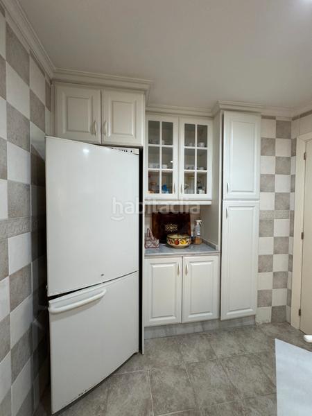 Foto 88ebca26-0425-42bc-b794-a757779fb07b. Piso magnífico piso con terraza, garaje y piscina comunitaria en Fuengirola