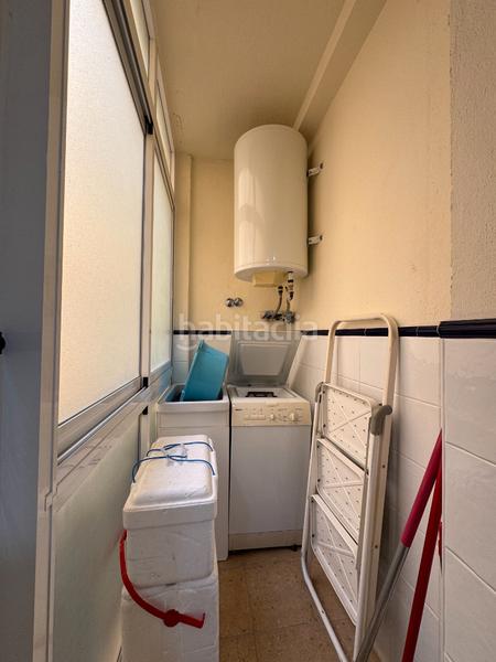 Foto d2d3e5b0-a01f-4f0f-ba67-5f85c48d2fb5. Piso magnífico piso con terraza, garaje y piscina comunitaria en Fuengirola