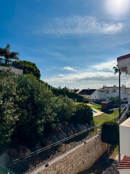 Foto 09db75cb-fa7d-4cb2-9de6-69e7e9c81ff8. Casa adossada amb xemeneia aparcament piscina a campo de Mijas Mijas