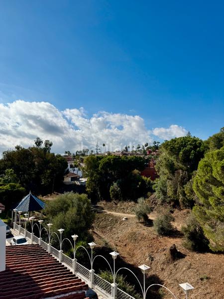 Foto d690070d-ec87-4c77-a12d-6dcc645377c5. Casa adossada amb xemeneia aparcament piscina a campo de Mijas Mijas