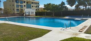 Appartement à Los Árboles. Magnífico piso con terraza, trastero, piscina y pista de tenis